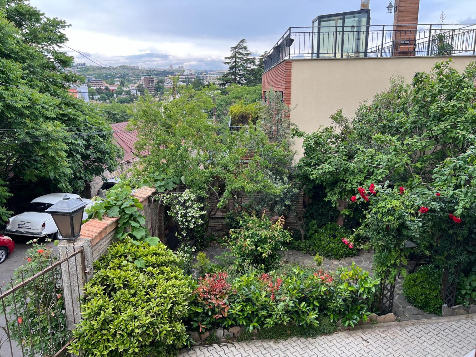 Wine Hills Hotel Tbilisi Værelse billede