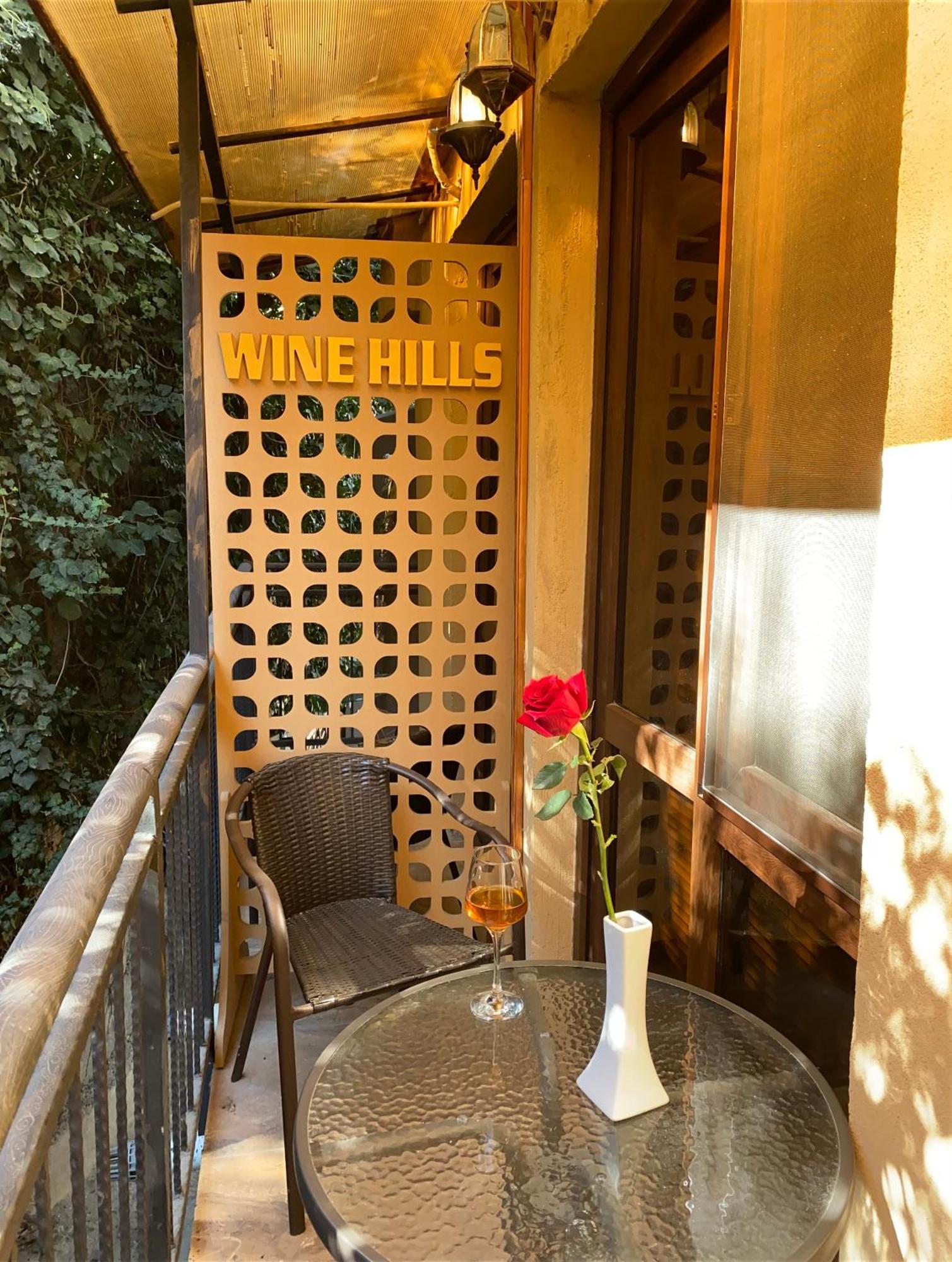 Wine Hills Hotel Tbilisi Værelse billede