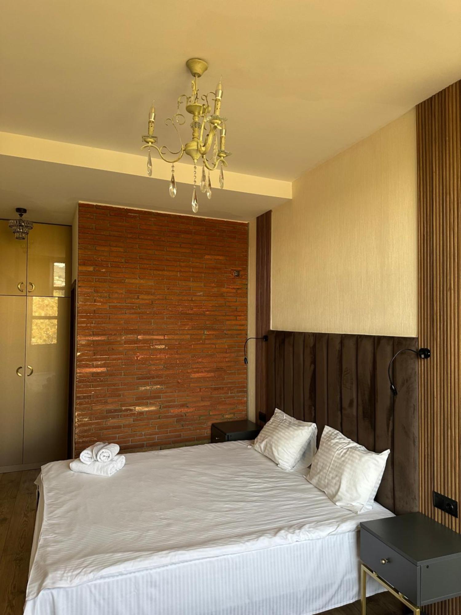 Wine Hills Hotel Tbilisi Eksteriør billede