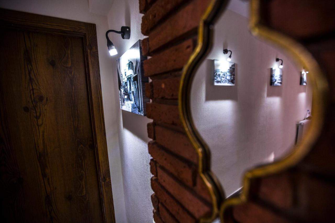 Wine Hills Hotel Tbilisi Eksteriør billede