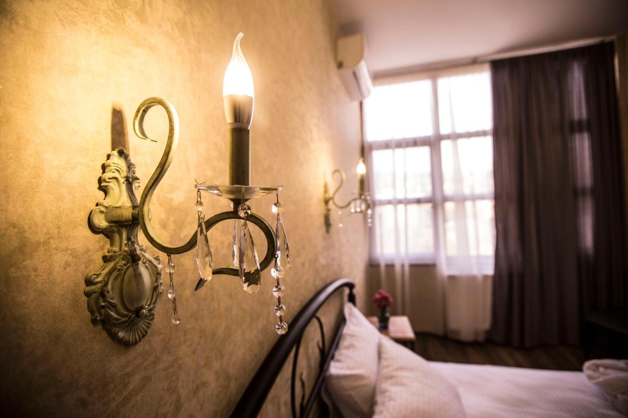 Wine Hills Hotel Tbilisi Eksteriør billede